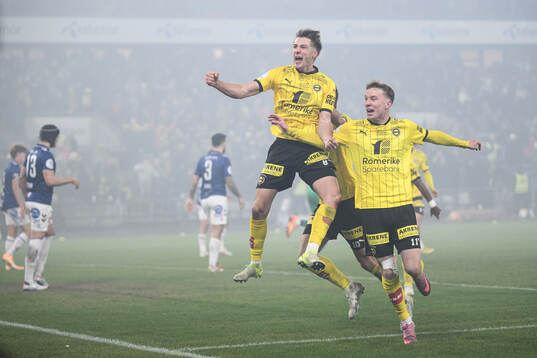 Markus Seehusen Karlsbakk of Lillestrøm celebrates