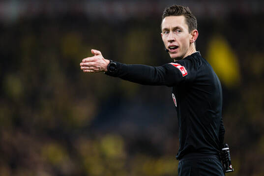 Sivert Øksnes Amland, referee