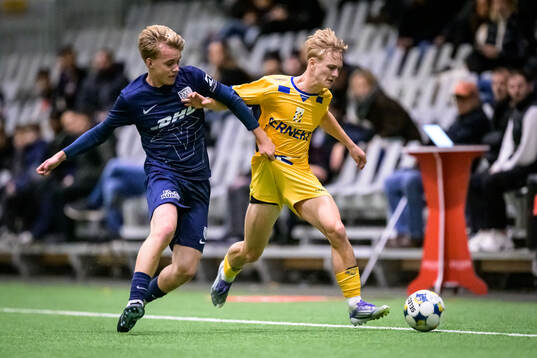 Nordsjällands Lasse Gernay och IFK Göteborgs Markus Jarl
