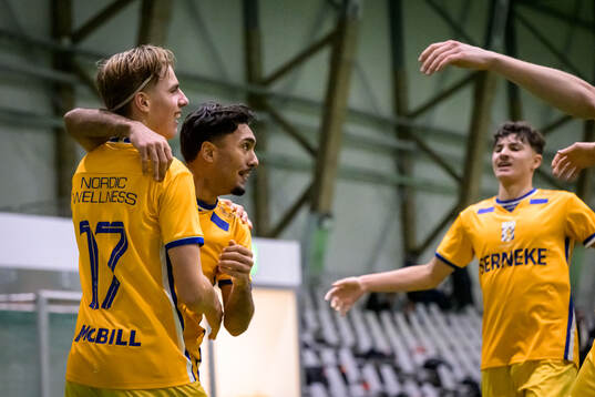 IFK Göteborgs Oliver Månsson och Haydar Sultan jublar