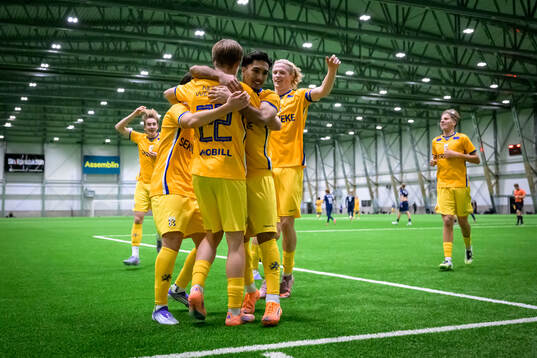 IFK Göteborgs Haydar Sultan och Axel Sjöström Falk jublar