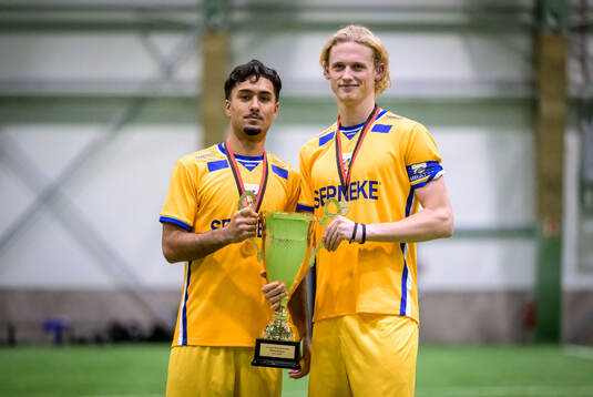 IFK Göteborgs Haydar Sultan och Axel Sjöström Falk jublar