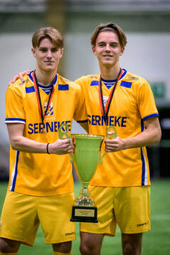 IFK Göteborgs Liam Carlsson och Elliot Lundén jublar