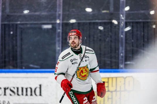 Moras Arvid Degerstedt jublar