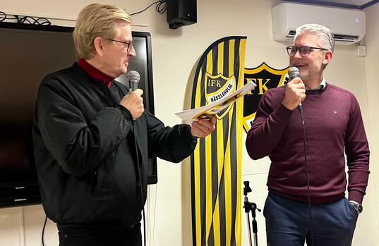 Fotboll, IFK Hässleholms fotbollskafé med Niclas Carlnén