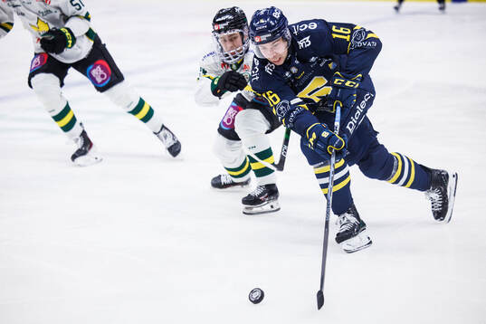 Södertäljes Filip Engarås och Östersunds Lukas Sagranden