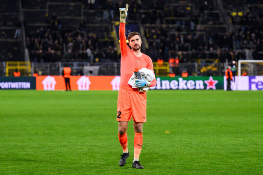goalkeeper Nikita Haikin of Bodø/Glimt celebrates
