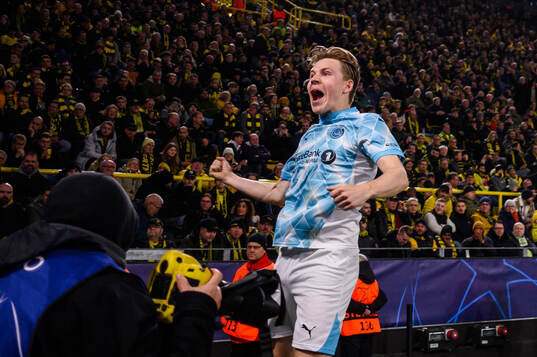 Jens Petter Hauge of Bodø/Glimt celebrates