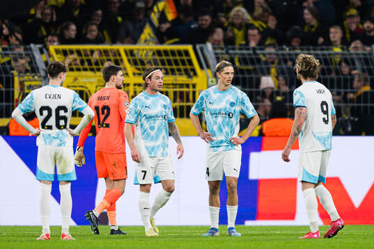 Patrick Berg and Ulrik Saltnes of Bodø/Glimt looks dejected