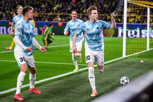 Jens Petter Hauge of Bodø/Glimt celebrates