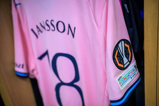 Pontus Jansson of Malmö FFs jersey