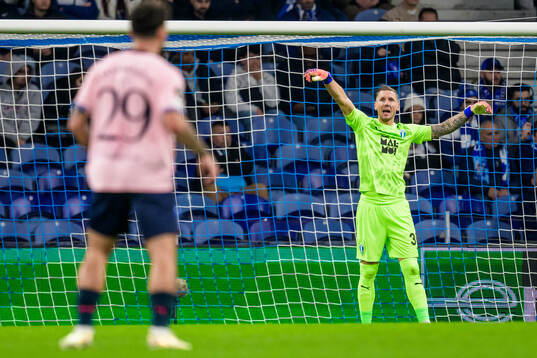 Goalkeeper Robin Olsen of Malmö FF