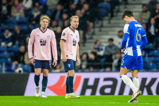 Jens Stryger Larsen and Oscar Lewicki of Malmö FF