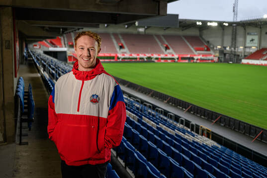 Helsingborgs tränare Stevie Grieve för ett porträtt