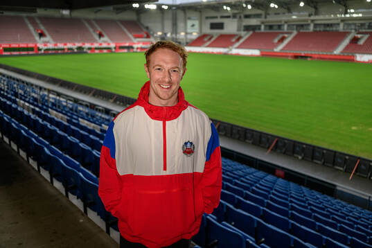 Helsingborgs tränare Stevie Grieve för ett porträtt