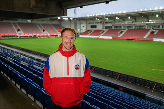 Helsingborgs tränare Stevie Grieve för ett porträtt