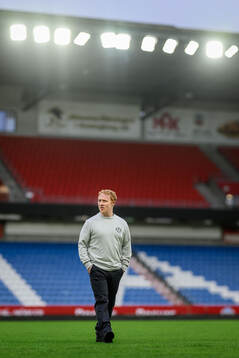 Helsingborgs tränare Stevie Grieve för ett porträtt