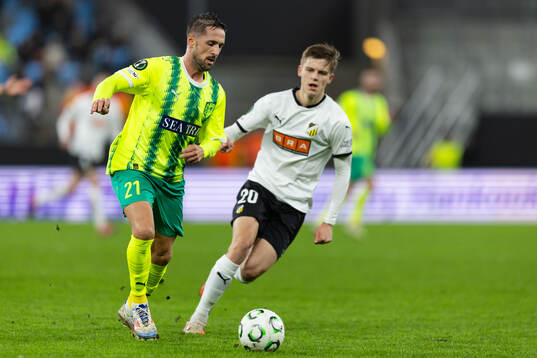 Jorge Miramon of AEK Larnaca and Adrian Svanbäck of Häcken