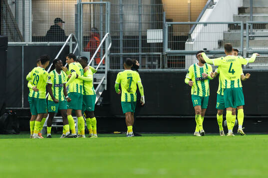 Jorge Miramon of AEK Larnaca celebrate with teammates