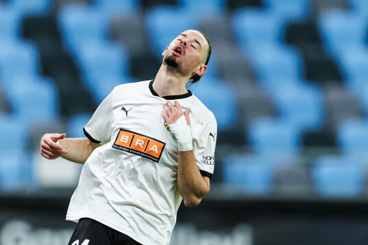 Amor Layouni of Häcken looks dejected