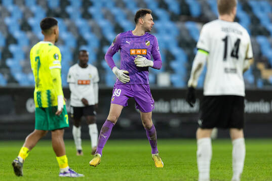 Goalkeeper Etrit Berisha of Häcken