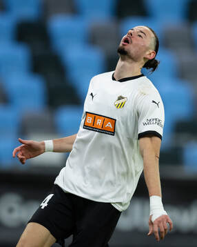 Amor Layouni of Häcken looks dejected