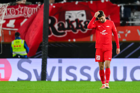 Vetle Dragsnes of Brann looks dejected