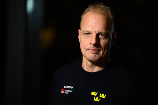 Head coach Magnus Hävelid poses for a portrait