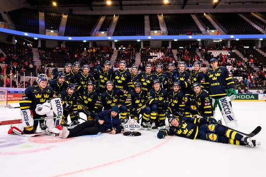 Bläddra bland fler bilder av Ice Hockey, Swiss Hockey Games, Czech Republic - Sweden