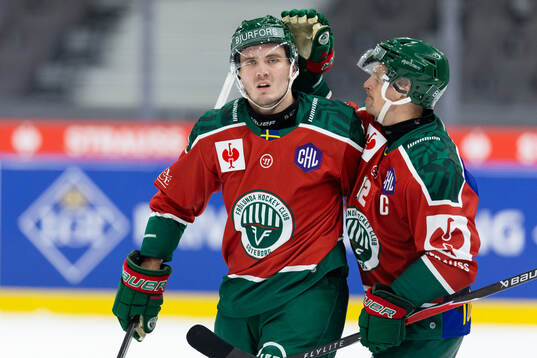 Max Lindholm of Frölunda celebrates
