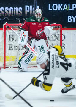 Modos målvakt Adam Werner