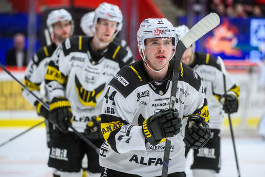 Västerås Oscar Lawner jublar