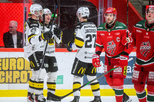 Västerås Oscar Lawner jublar