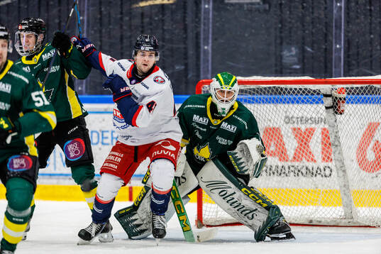 Östersunds målvakt Carl Lidö