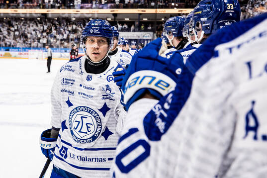 Leksands Joonas Lyytinen jublar