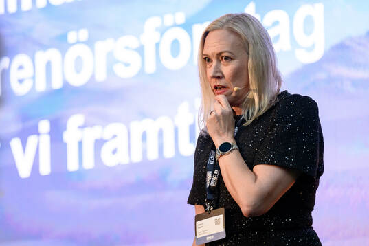 Helena Mueller, Director Sustainable Business Advisory