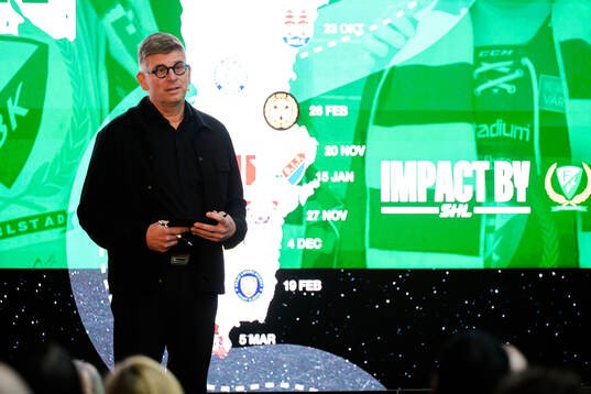 Malte Hallquist, moderator