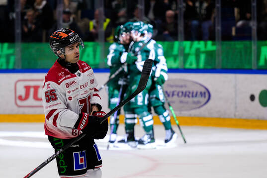 Örebros David Quenneville deppar