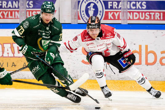 Färjestads Adam Ollas Mattsson och Örebros Sean Malone