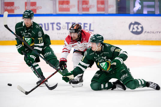 Färjestads Adam Ollas Mattsson och Joakim Nygård