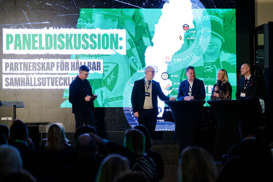 Paneldebatt med Stefan Larsson VD Färjestad BK, Lars