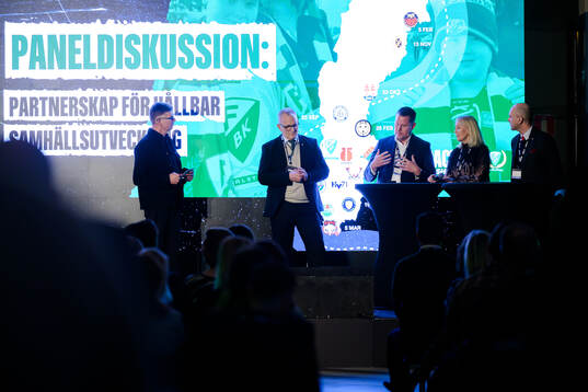 Paneldebatt med Stefan Larsson VD Färjestad BK, Lars