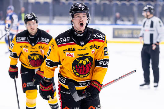 Luleås Filip Eriksson jublar