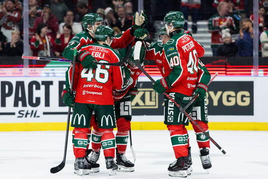 Frölundas Max Friberg jublar