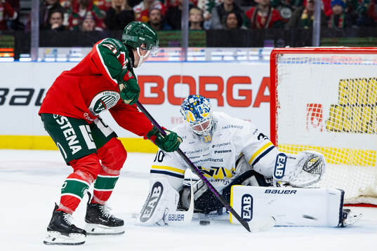 Frölundas Jere Innala sätter