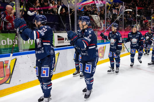 Linköpings Christoffer Ehn och Rasmus Rissanen jublar