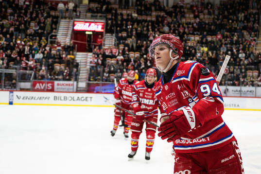 Timrås Sebastian Hartmann jublar