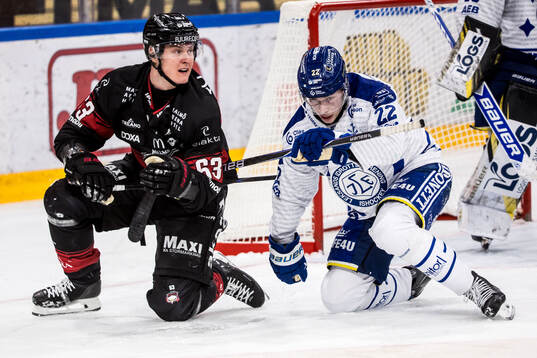 Malmö Redhawks Fredrik Händemark och Leksands Lukas