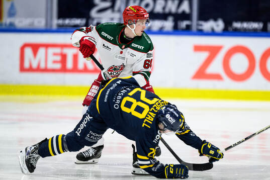 Modos Jacob Bengtsson och Södertäljes Adam Hesselvall