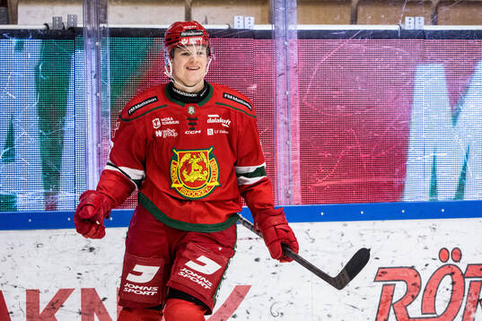 Moras Hampus Larsson jublar